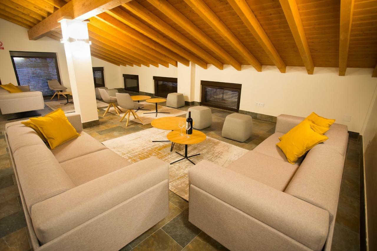 Villa Lucerna Sports & Hotel Resort Vigo de Sanabria Экстерьер фото